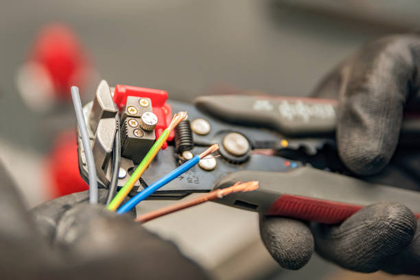 Best Electrical Outlet Repair  in Reidland, KY